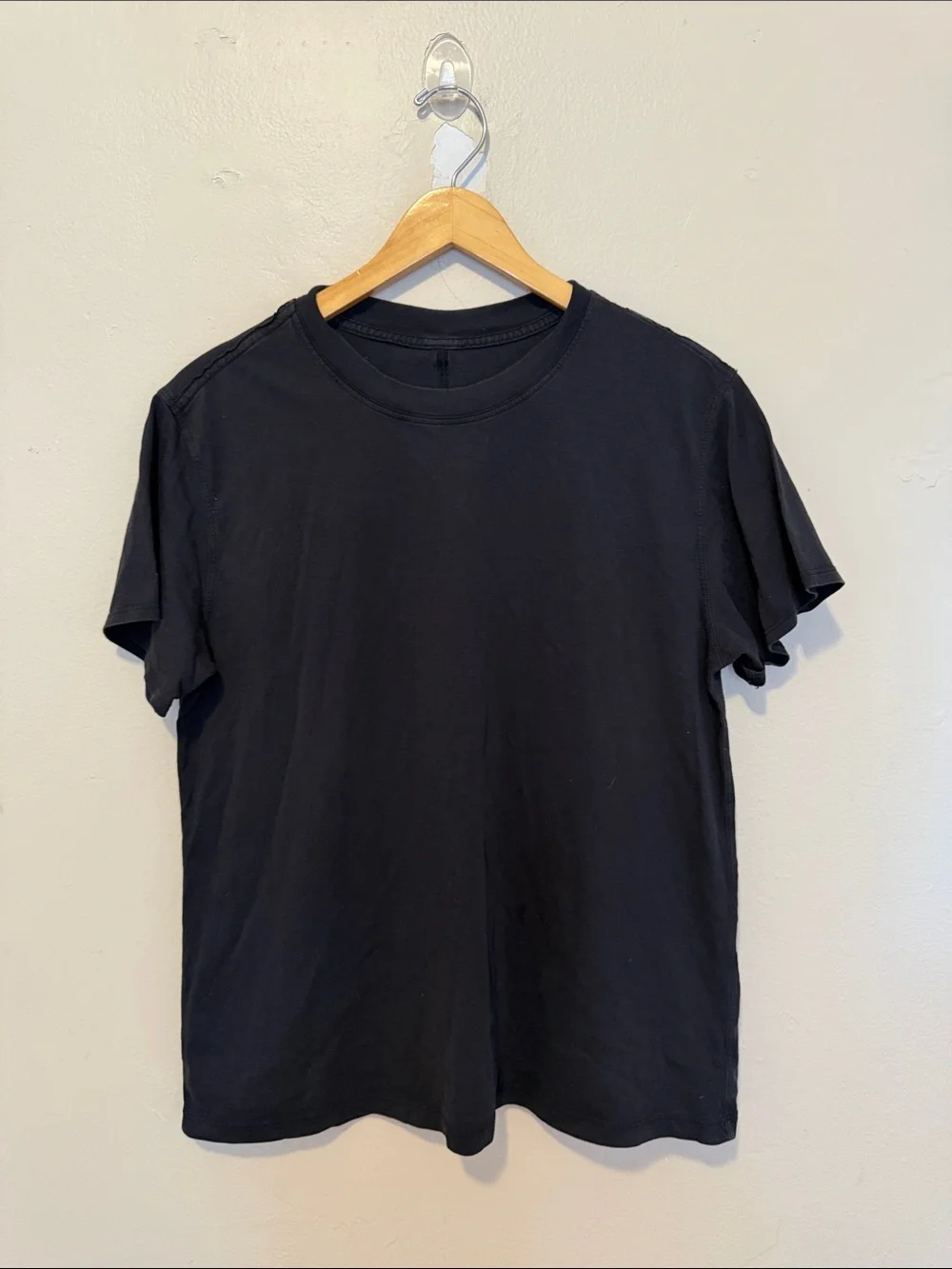 lululemon athletica Black Short Sleeve Crew Tee